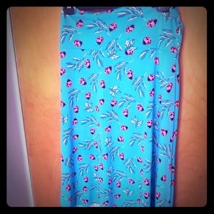 Lularoe azure L, ladybugs, ECU